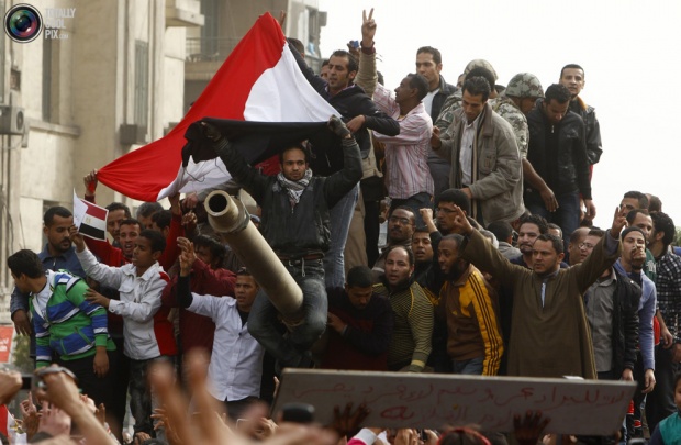 Масовите протести в Египет взеха три жертви