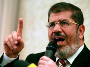 Египетски съд върна уволнения от Мохамед Мурси главен прокурор