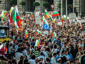 Протестът, ден 21: Кой кого?