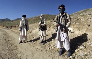 Камикадзе взе живота на над 12 души в Афганистан