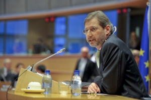 Йоханес Хан: Търсят се варианти за намаляване на загубите