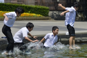 Над 800 души в болница заради жегите в Япония