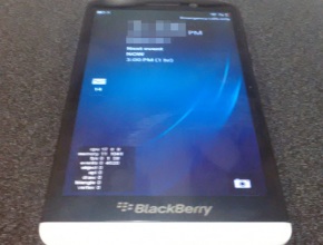 Снимка и видео на BlackBerry A10 с 5" дисплей