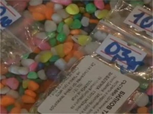 Продават легално дрога като соли за баня, тамян и  чай