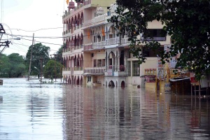 Наводненията в Индия взеха близо 6000 жертви