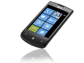 LG работи по телефон с Windows Phone 8