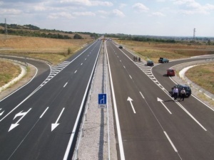 Ремонтираме близо 1500 км пътища до 2016 г.