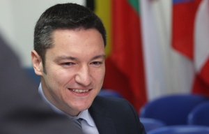 Вигенин: Подготвяме промени в законодателството