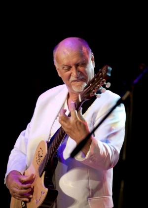 Йордан Караджов опроверга информации, че подкрепя Орешарски