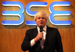 Борис Джонсън предложи да кръстят кралското бебе на него