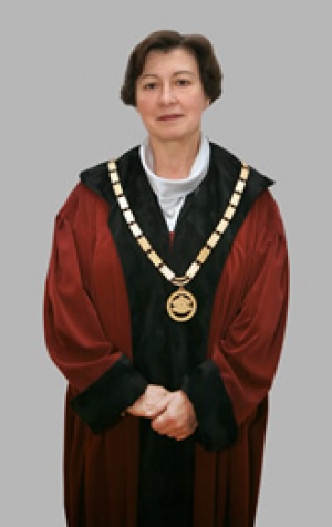 Проф. Емилия Друмева: Негласуването да се смята за отказ от демокрация