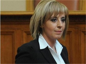 Мая Манолова: Медийното отразяване на изборите е много архаично