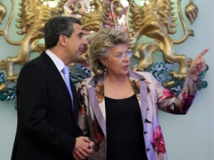 Рединг: В България чувам само: корупция, олигархия, липса на справедливост