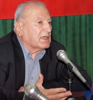 Поклонението пред тялото на  Александър Лилов е в 11.30 часа в Народното събрание