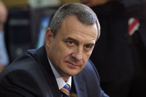 Йовчев: Парламентът не бива да работи при пик на протестите