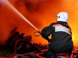 Пожар във фабрика за матраци в Истанбул погуби двама