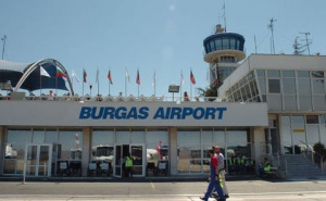 Руски туристи се оплакват от паспортния контрол на българските летища