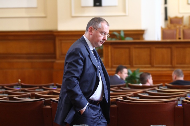 Станишев: Информацията за състоянието на бюджета е тревожна