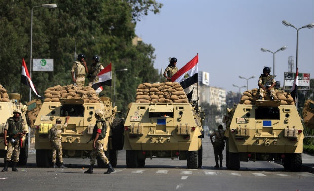 Египетската армия е приведена в състояние на пълна бойна готовност