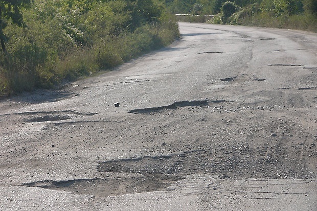 Над  35% от пътищата в страната се нуждаят от основен ремонт