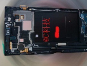 Снимки на прототип на Galaxy Note III
