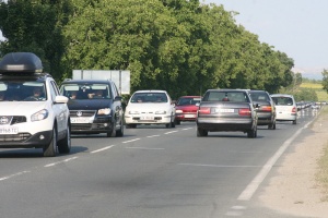 Забавено движение на изхода от София при Долни Богров