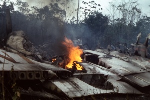 Самолет се разби в Сомалия, четирима загинали