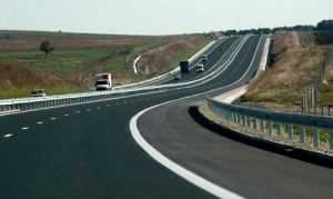 Ремонт затруднява движението по магистрала „Тракия”