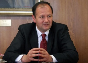 Михаил Миков пита лидерите на парламентарните партии за извънредно заседание на НС