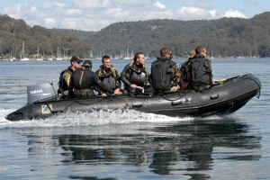 Водолази издирват три момчета във водоем в Силистренско