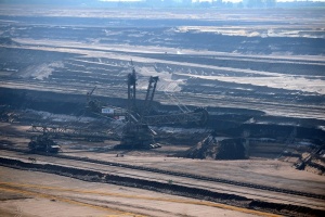 Трима миньори затрупани в мина в Киргизстан