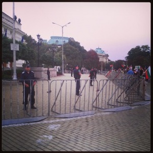 Протестът, ден 63: Недоволните и полицията се готвят за обсада