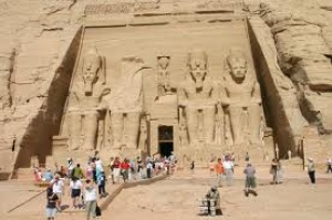 Чуждестранните туристи напускат Египет