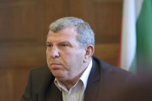 Земеделският министър: Прекъсваме веригата от прекупвачи, даваме път на родното производство