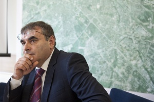 Румънски ТИР е помел колите при инцидента край гара Яна