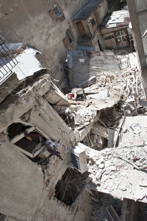 Взривът в китайския ресторант унищожи декори на Театъра на армията