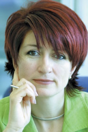 Саша Безуханова: Необходими са избори веднага!