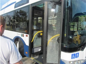 Автобус и цистерна се блъснаха на кръстовище в Бургас