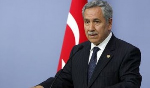 Арънч: Турция ще участва при евентуална военна намеса в Сирия
