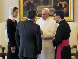 Ватикана: Преговорите са единственият изход за Сирия