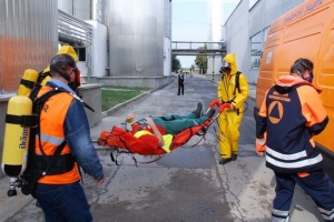 Десетки загинали в китайски завод след изтичане на амоняк