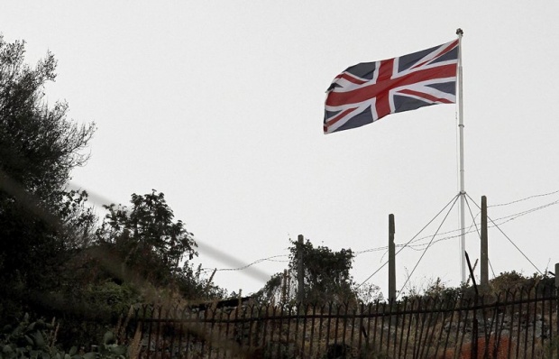 Испания може да помоли ООН за подкрепа за спора с Великобритания около Гибралтар