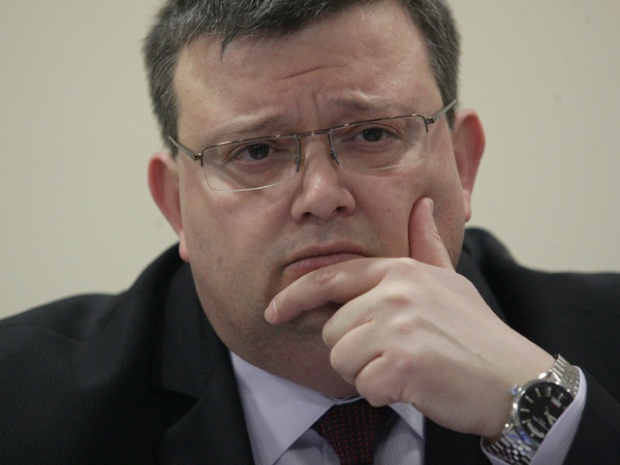 Минчо Спасов, НДСВ: Цацаров вече не може да мълчи за “Мишо Бирата”
