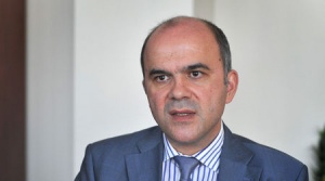 НОИ: Няма да се променя срокът за изчисляване на майчинските