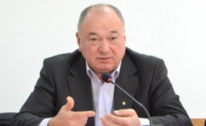 Спас Панчев: Държавата да поеме част от издръжките на пощите