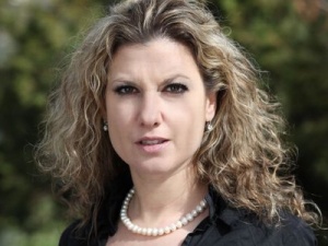 Миролюба Бенатова: Ани и Виктор платиха за въпросите, на които Орешарски не отговори