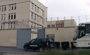 50 души обявиха гладна стачка в дома за временно настаняване в Бусманци