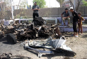 Десет загинали след самоубийствен атентат на погребение в Ирак