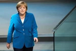 Меркел губи мнозинството в Бундестага след изборите в неделя