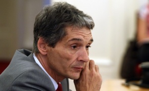 Пътуването на „Атака“ до Брюксел е било неотложно, твърди Лаков